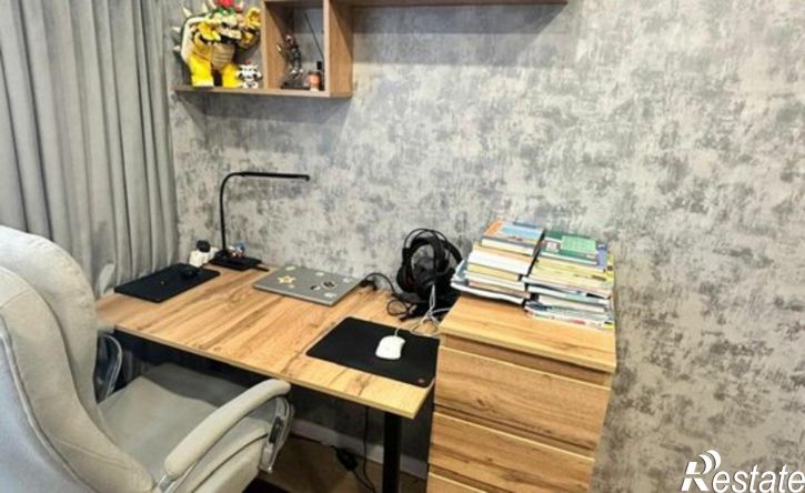 2-комн квартира улица 50 лет Октября, 104,  д. 104