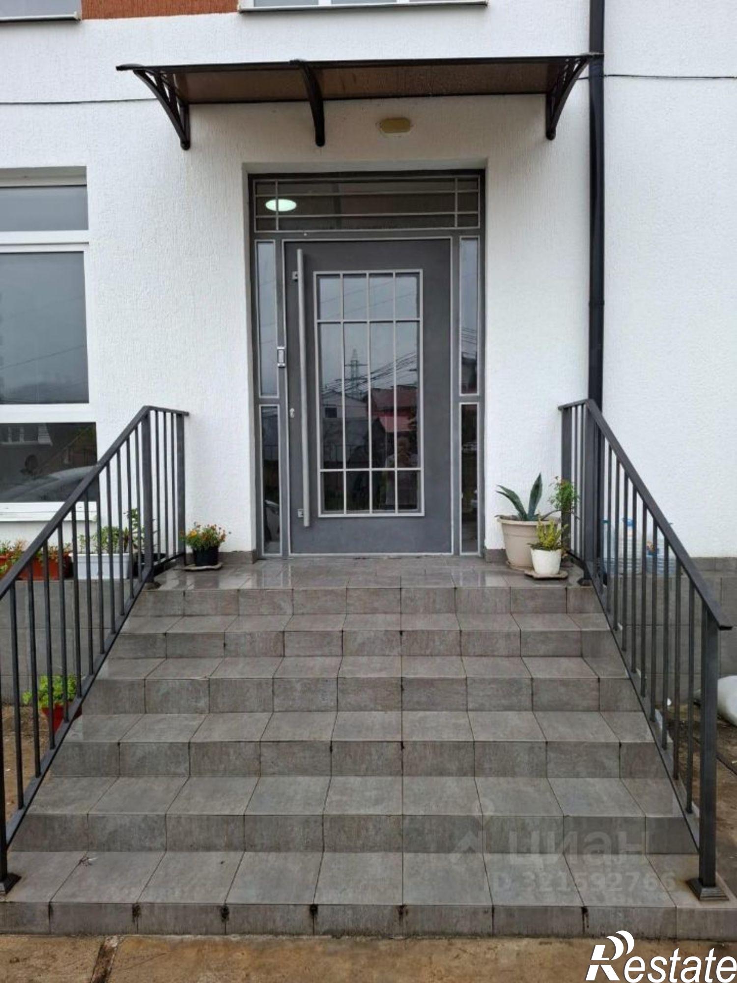 Купить квартиру за 9 000 000 рублей на Сочи, Высокогорная улица