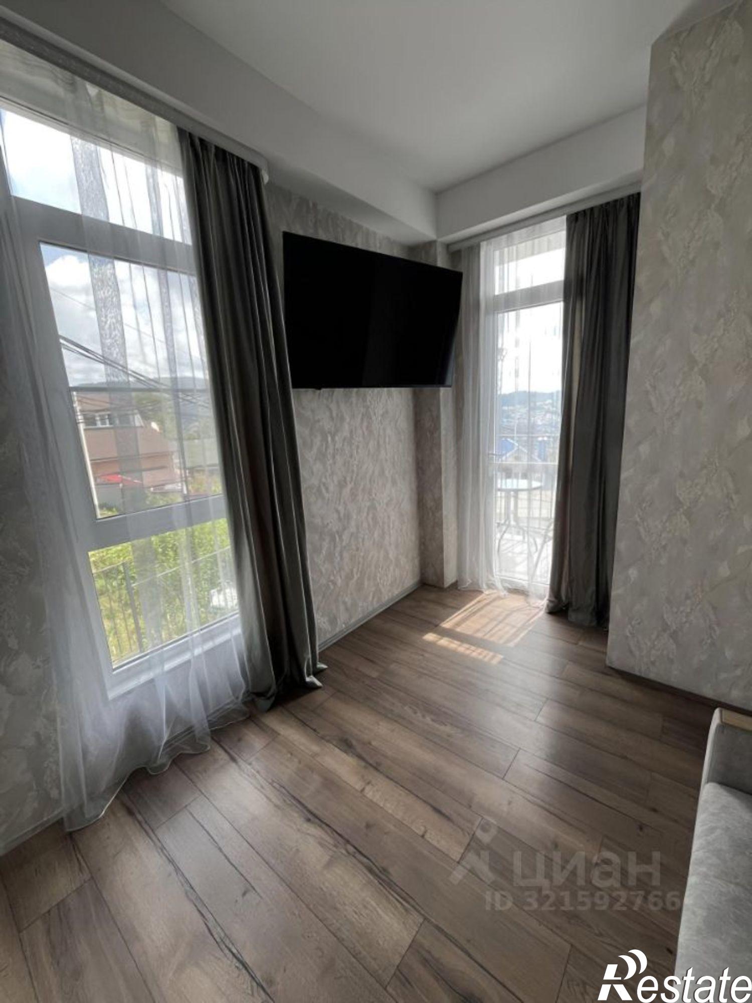 Купить квартиру за 9 000 000 рублей на Сочи, Высокогорная улица