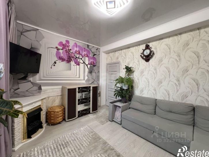 1-комн квартира Лазурная улица, 27,  д. 27