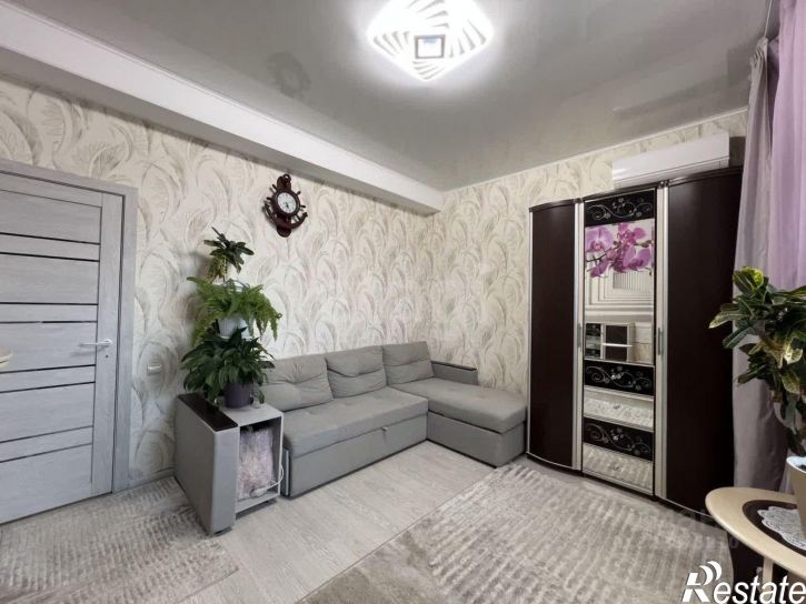 1-комн квартира Лазурная улица, 27,  д. 27