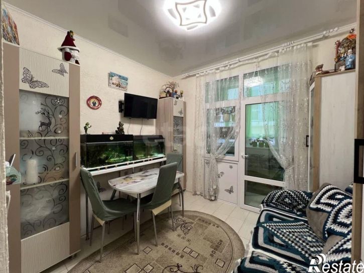 1-комн квартира Лазурная улица, 27,  д. 27