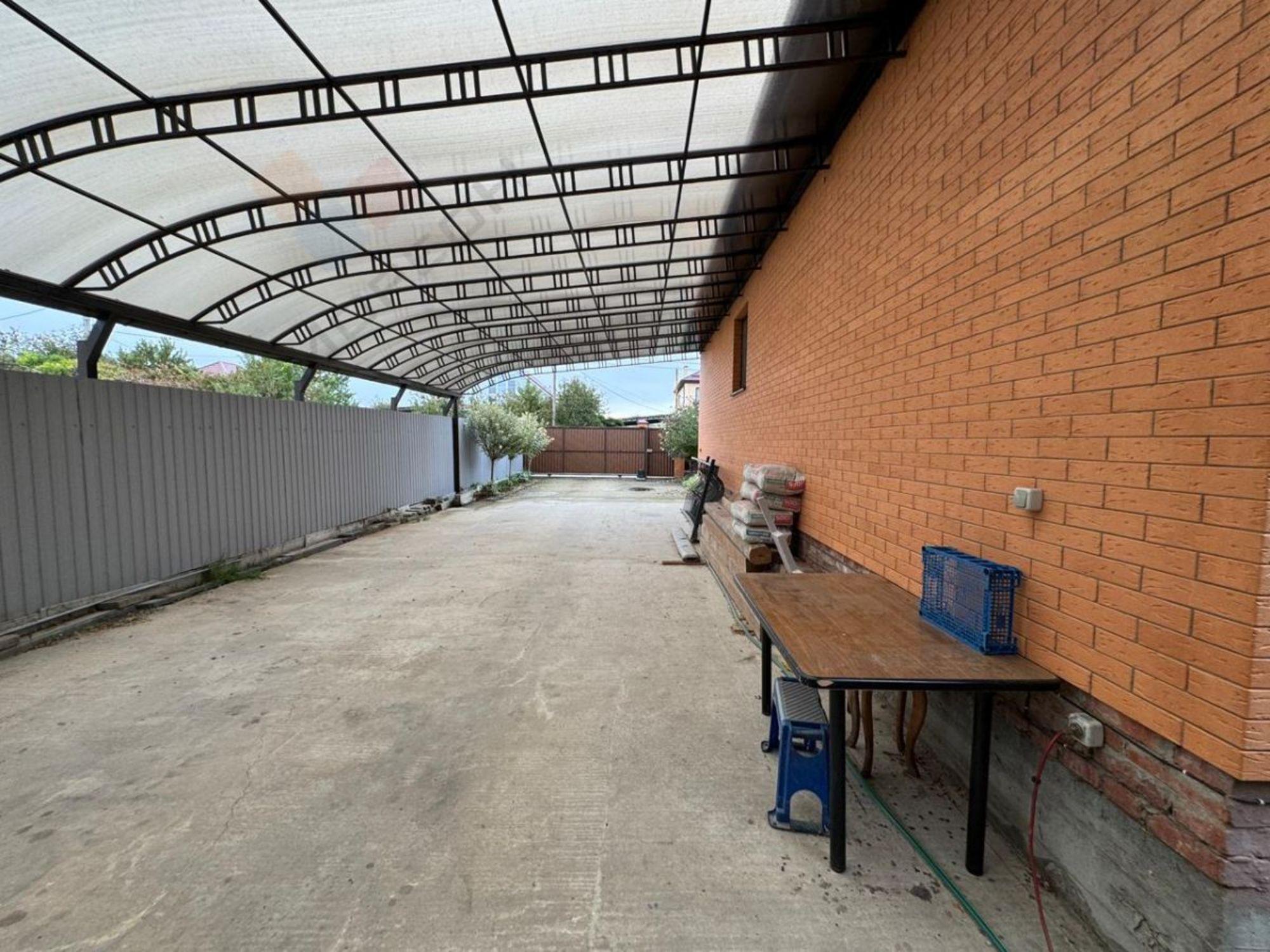 Купить дачу, дом, коттедж за 16 800 000 рублей на микрорайон Светлый, 44