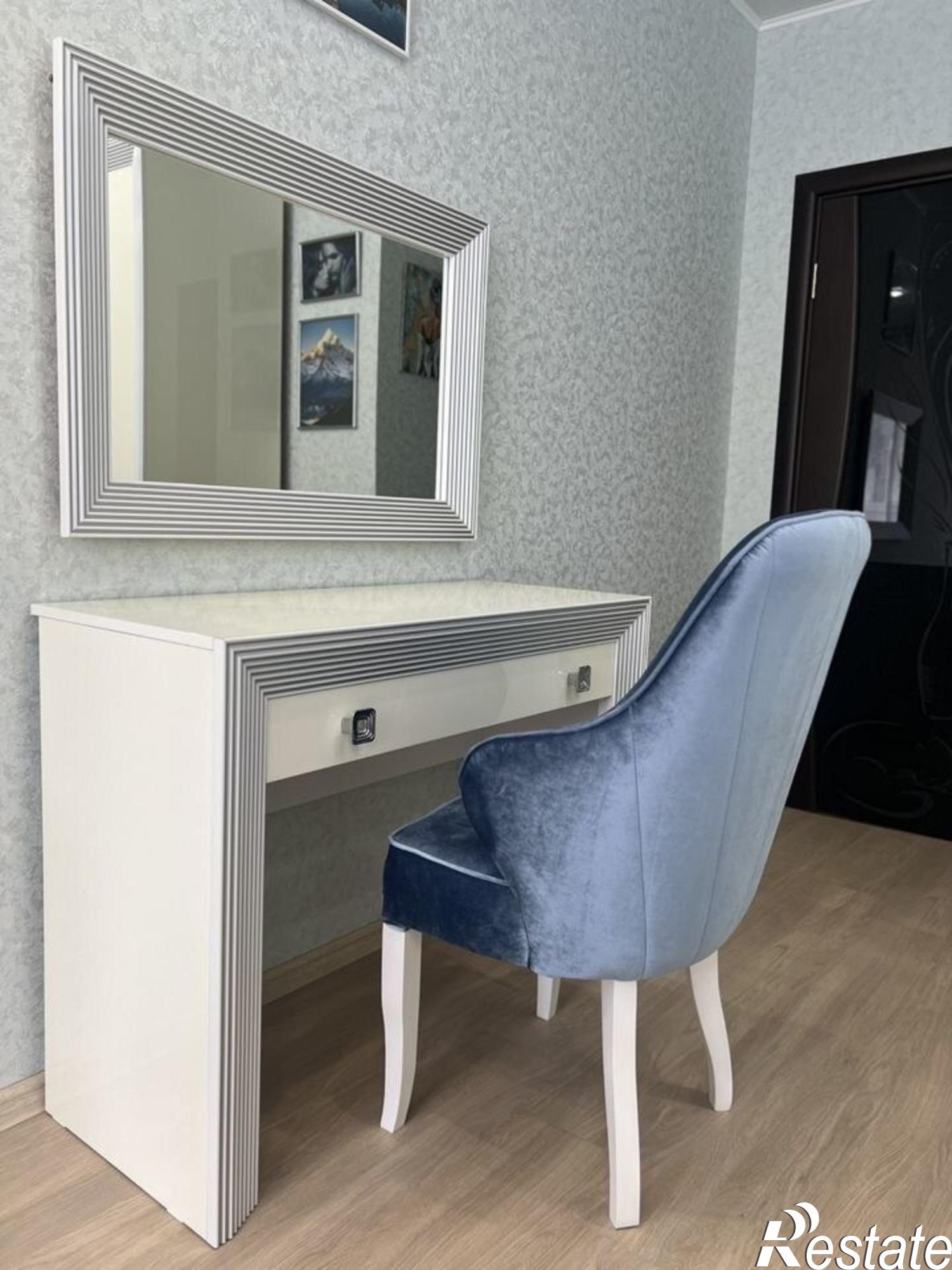 Купить квартиру за 25 000 000 рублей на Центральный внутригородской округ,Будённого улица,129