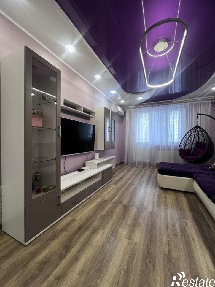 2-комн квартира Центральный внутригородской округ,Будённого улица,129