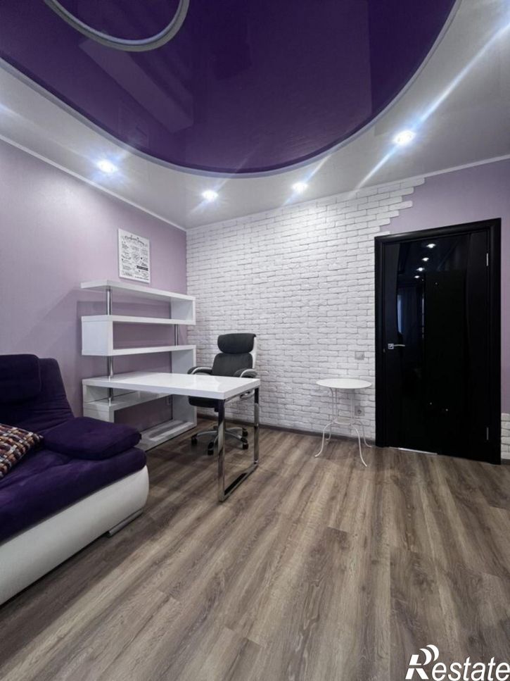 2-комн квартира Центральный внутригородской округ,Будённого улица,129