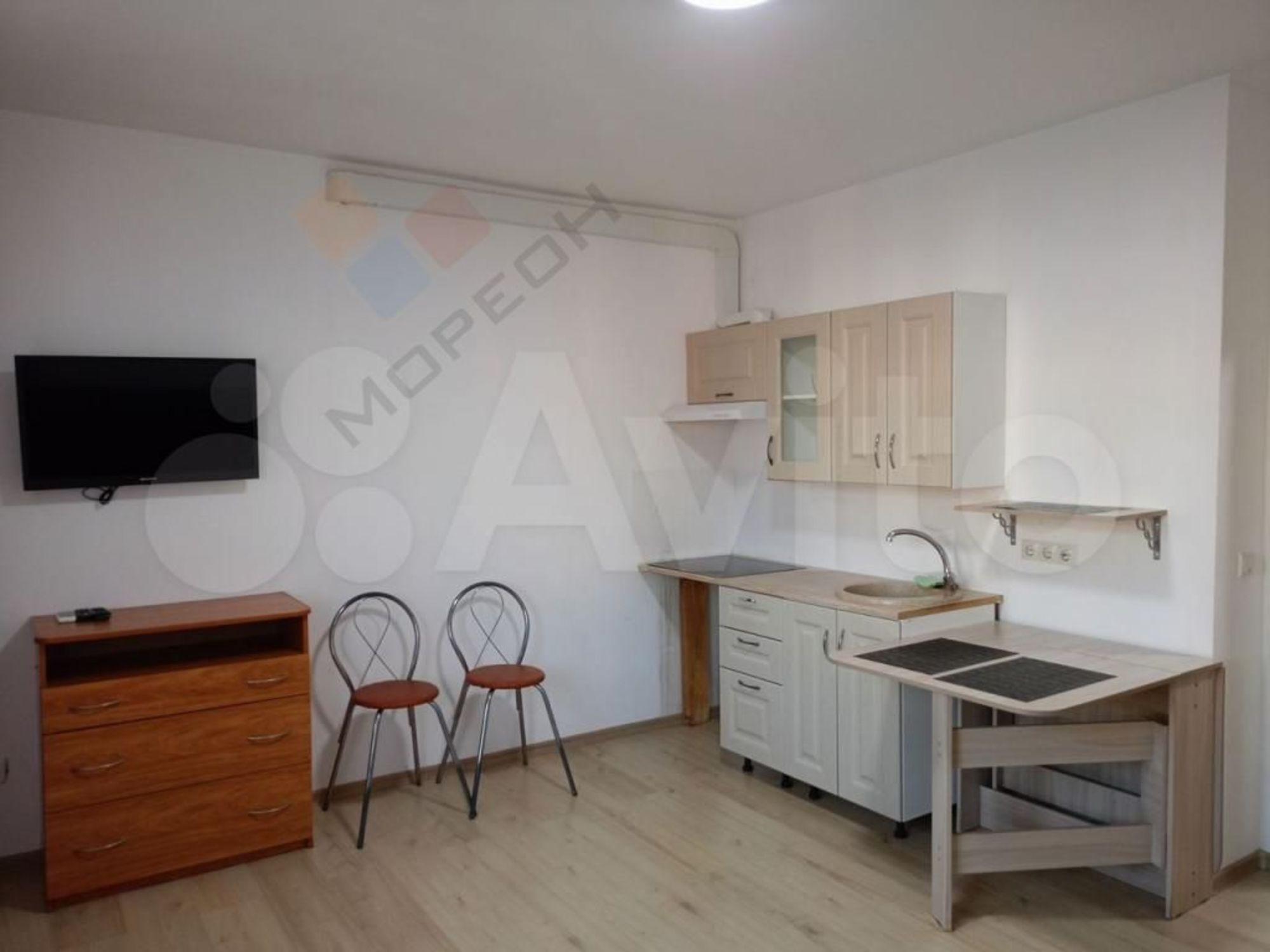 Купить квартиру за 2 700 000 рублей на Туполева ул, 1