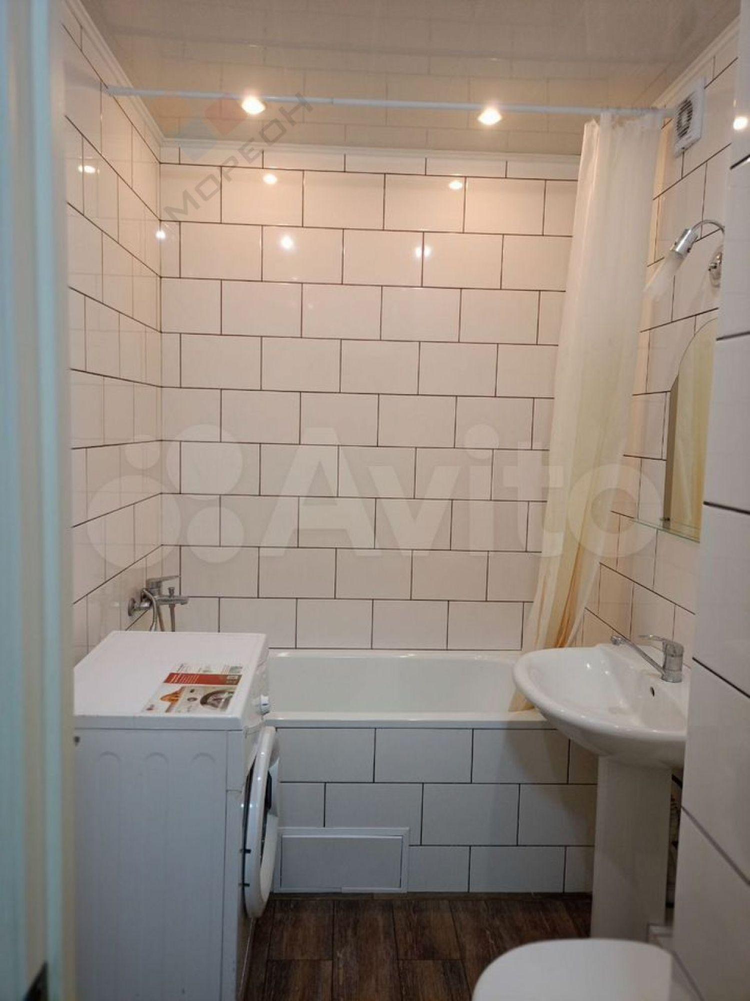 Купить квартиру за 2 700 000 рублей на Туполева ул, 1