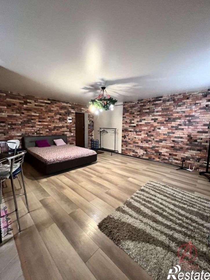 1-комн квартира улица Владимира Кайды, 8