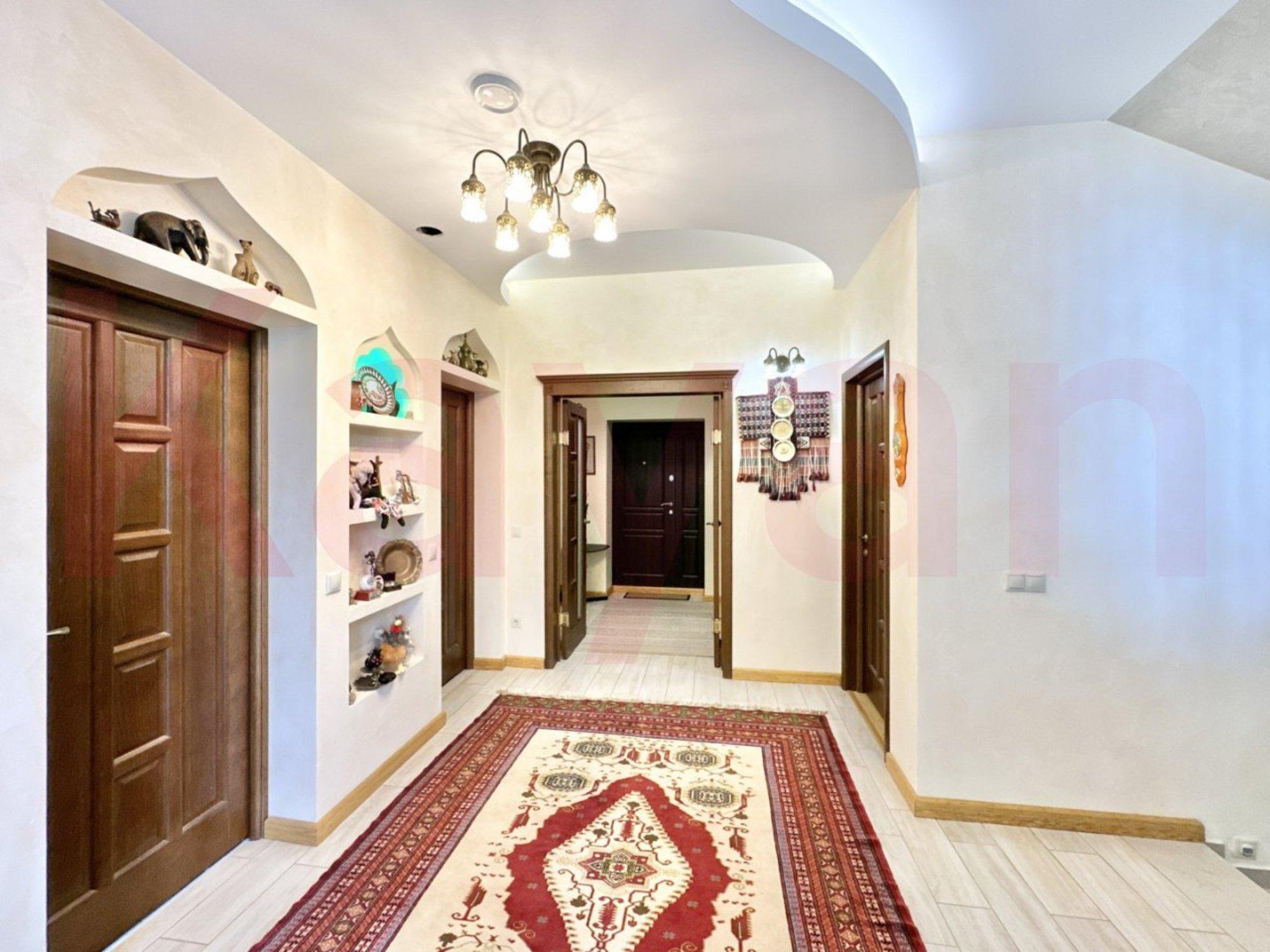 Купить дачу, дом, коттедж за 45 000 000 рублей на Лазурная ул.