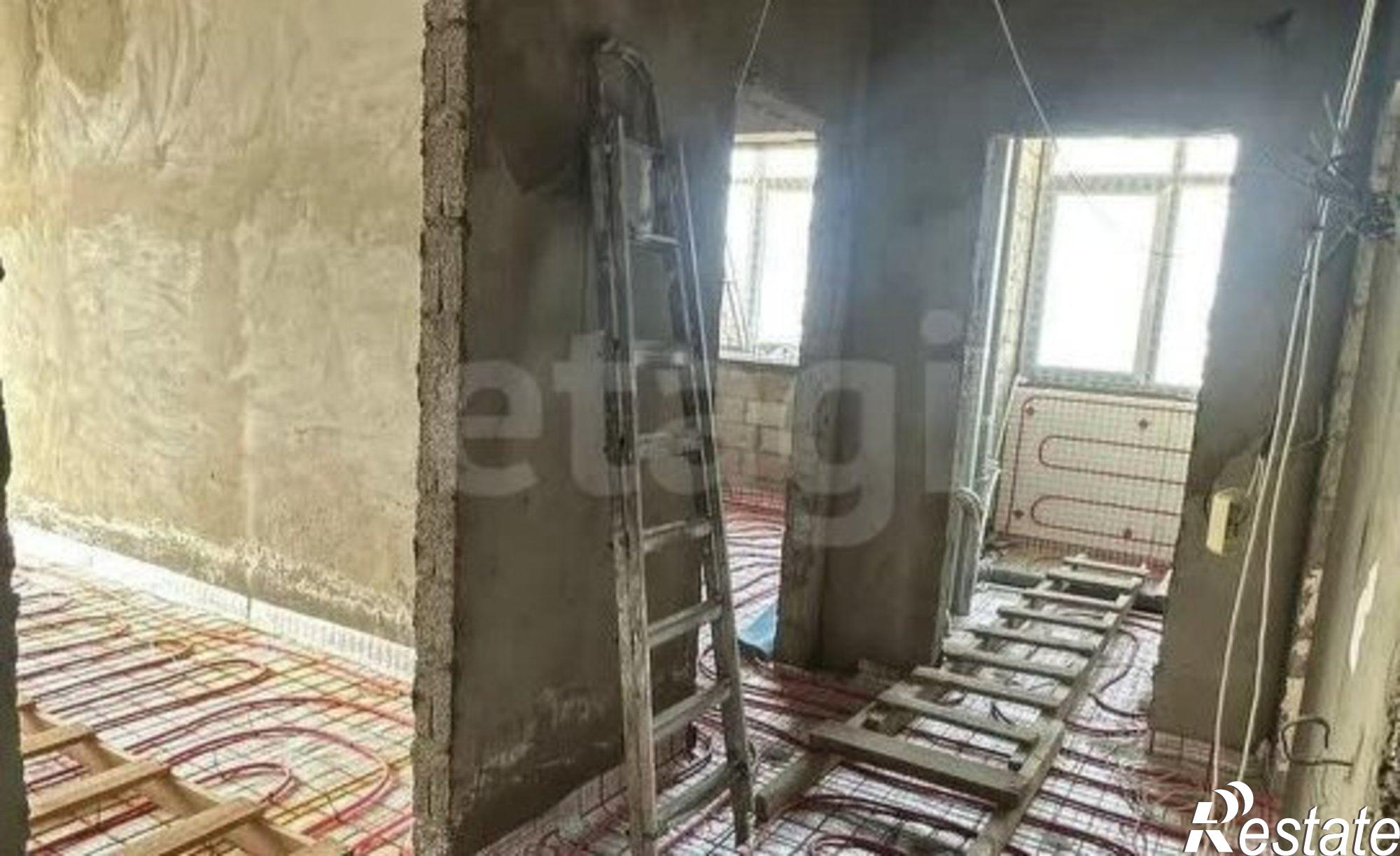 Купить квартиру за 3 500 000 рублей на Лазурная улица, 21