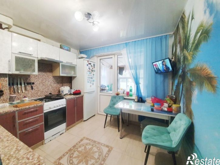 3-комн квартира 179