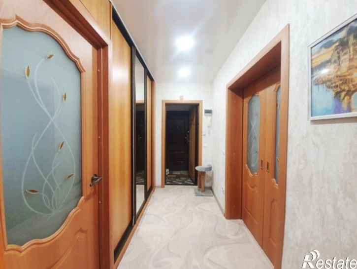 3-комн квартира 179