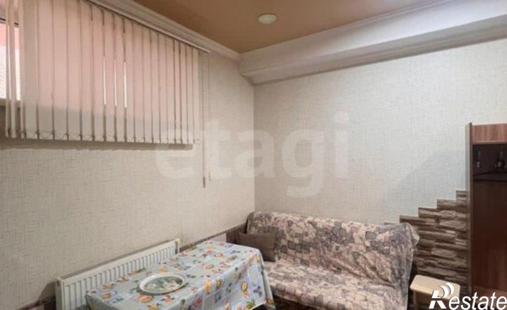 1-комн квартира Лазурная улица, 27,  д. 27