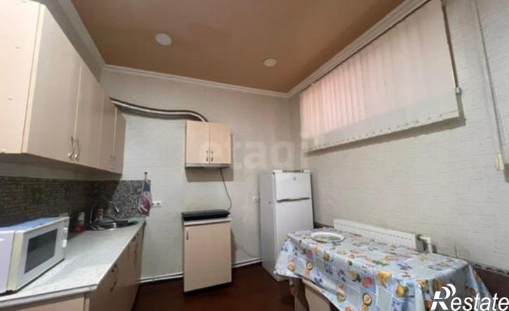 1-комн квартира Лазурная улица, 27,  д. 27