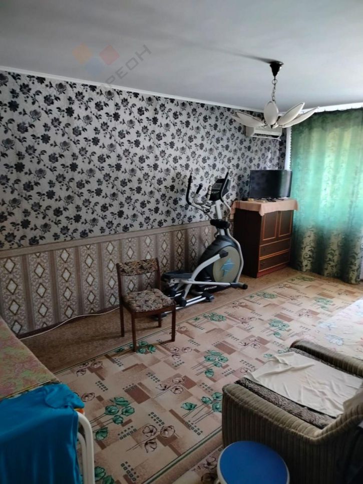 3-комн квартира Газовиков ул, 3