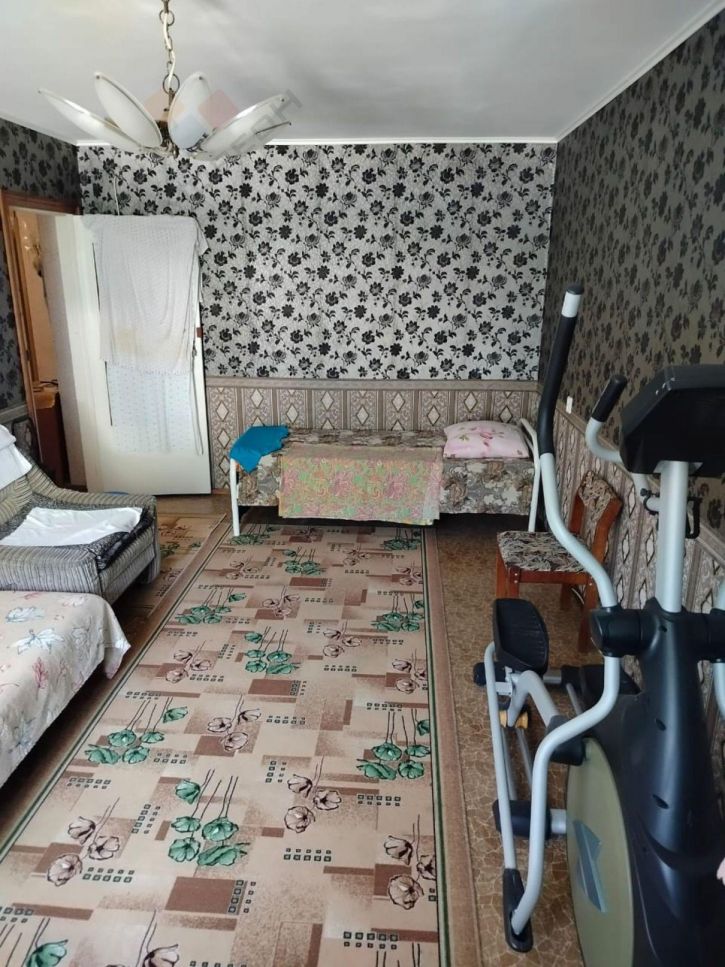 3-комн квартира Газовиков ул, 3