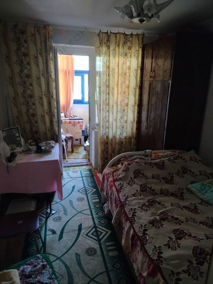 3-комн квартира Газовиков ул, 3