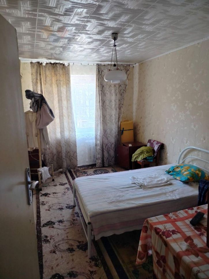 3-комн квартира Газовиков ул, 3