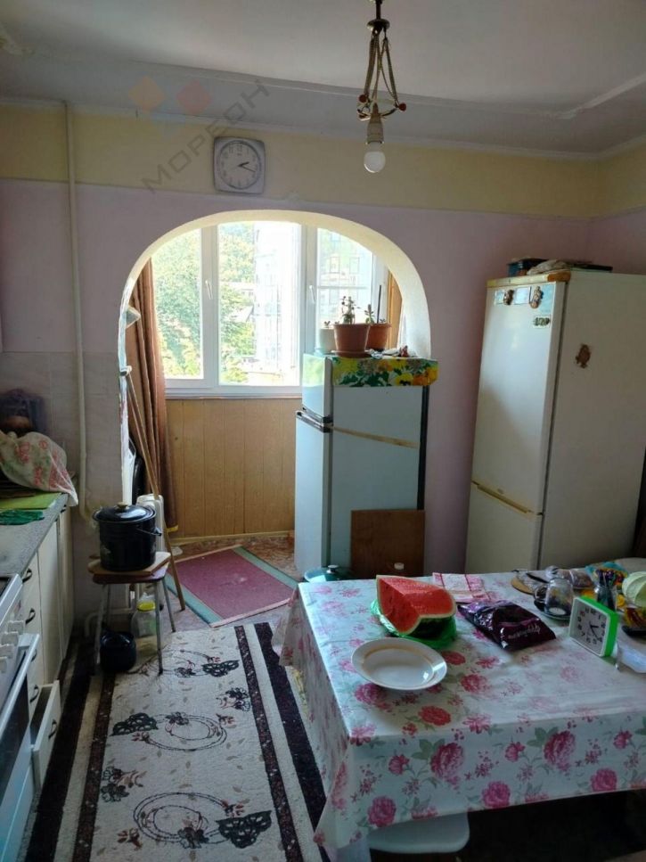 3-комн квартира Газовиков ул, 3