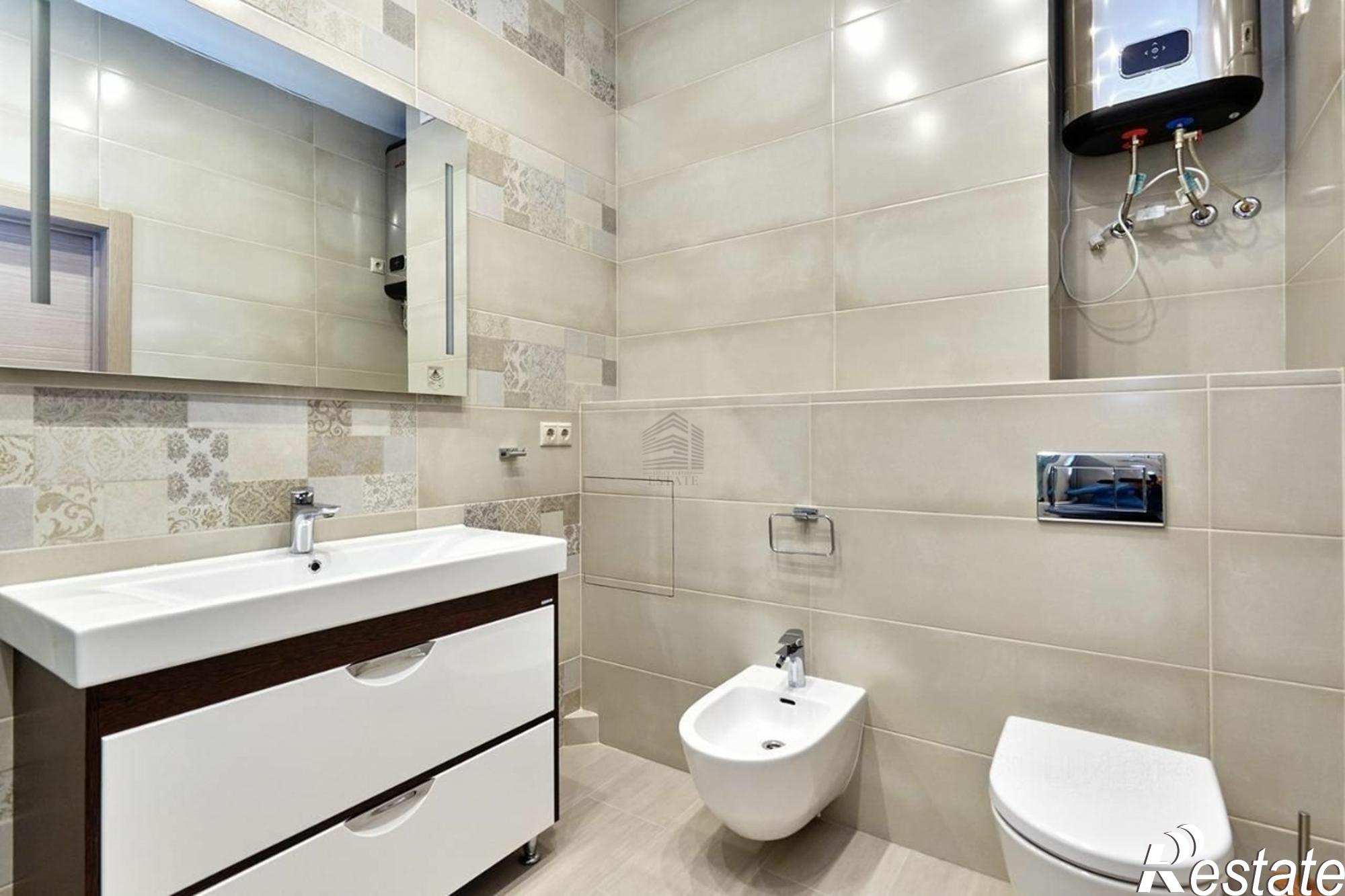 Купить квартиру за 35 000 000 рублей на Центральный внутригородской округ,имени Пушкина улица