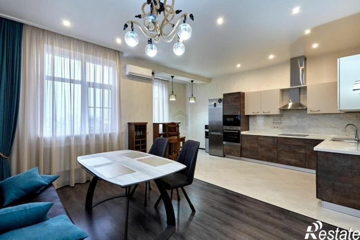 3-комн квартира Центральный внутригородской округ,имени Пушкина улица