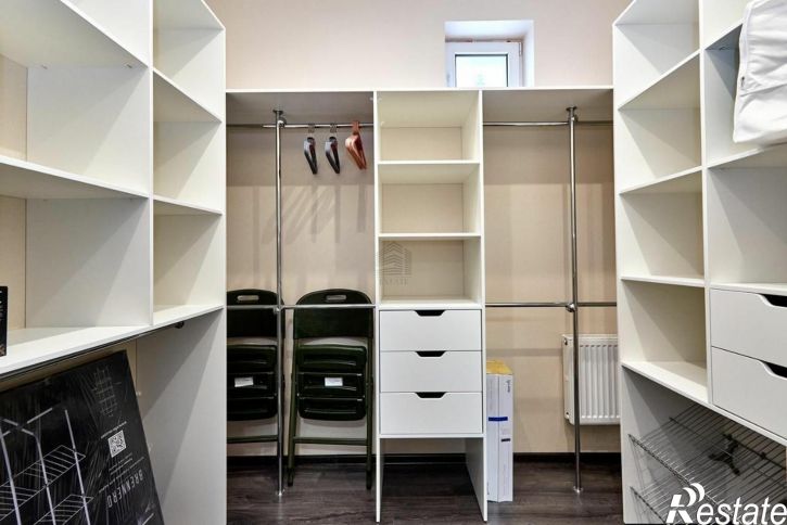 3-комн квартира Центральный внутригородской округ,имени Пушкина улица