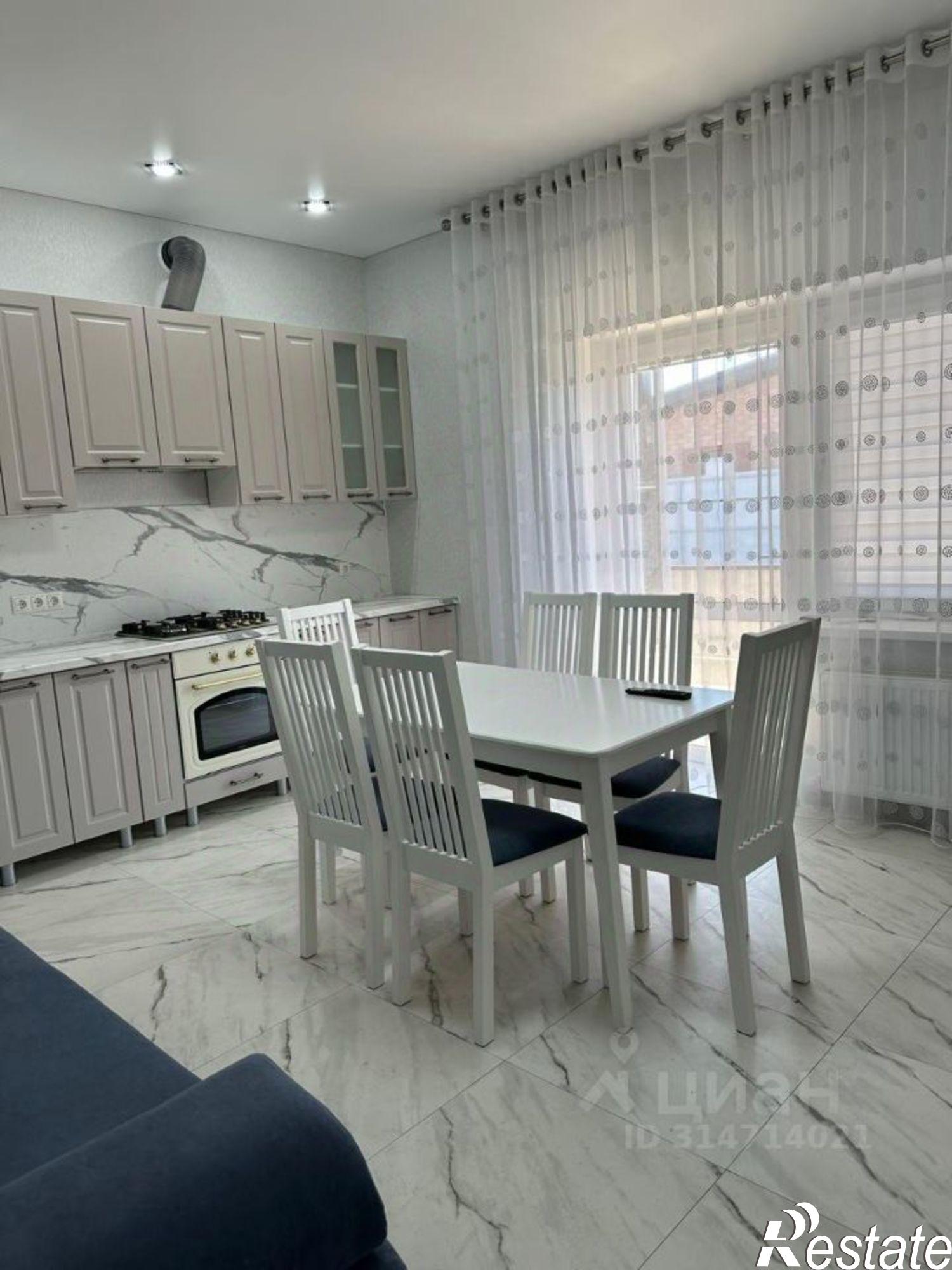 Сдать дачу, дом, коттедж за 50 000 рублей на Полевая улица, 87