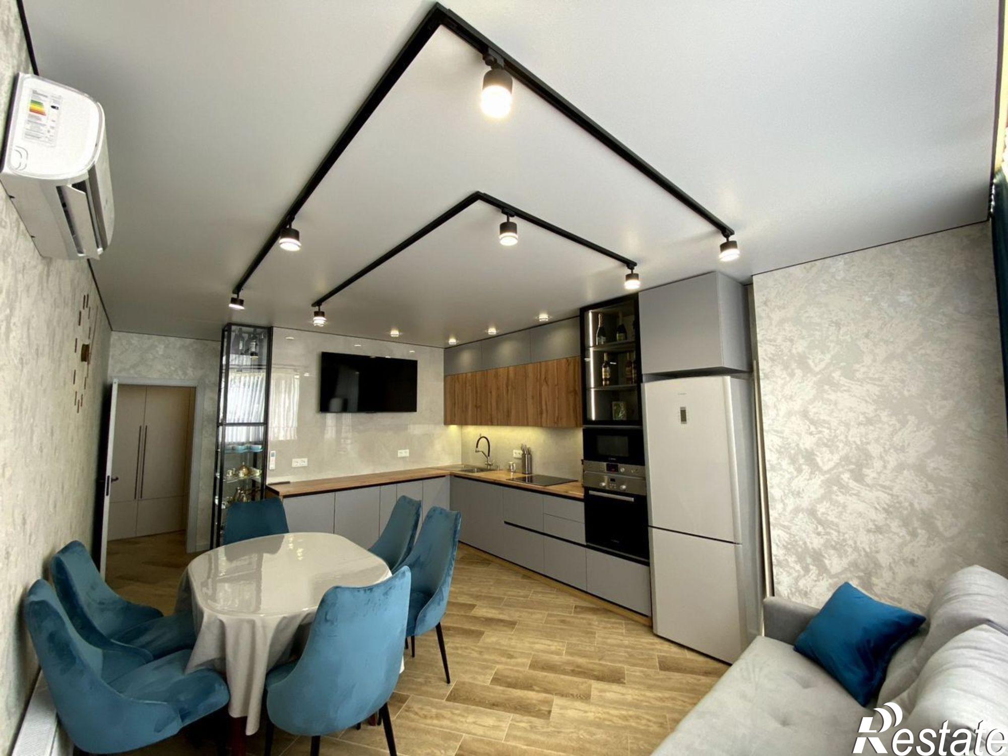 Сдать квартиру за 75 000 рублей на ул 50 лет Октября, 38А/1