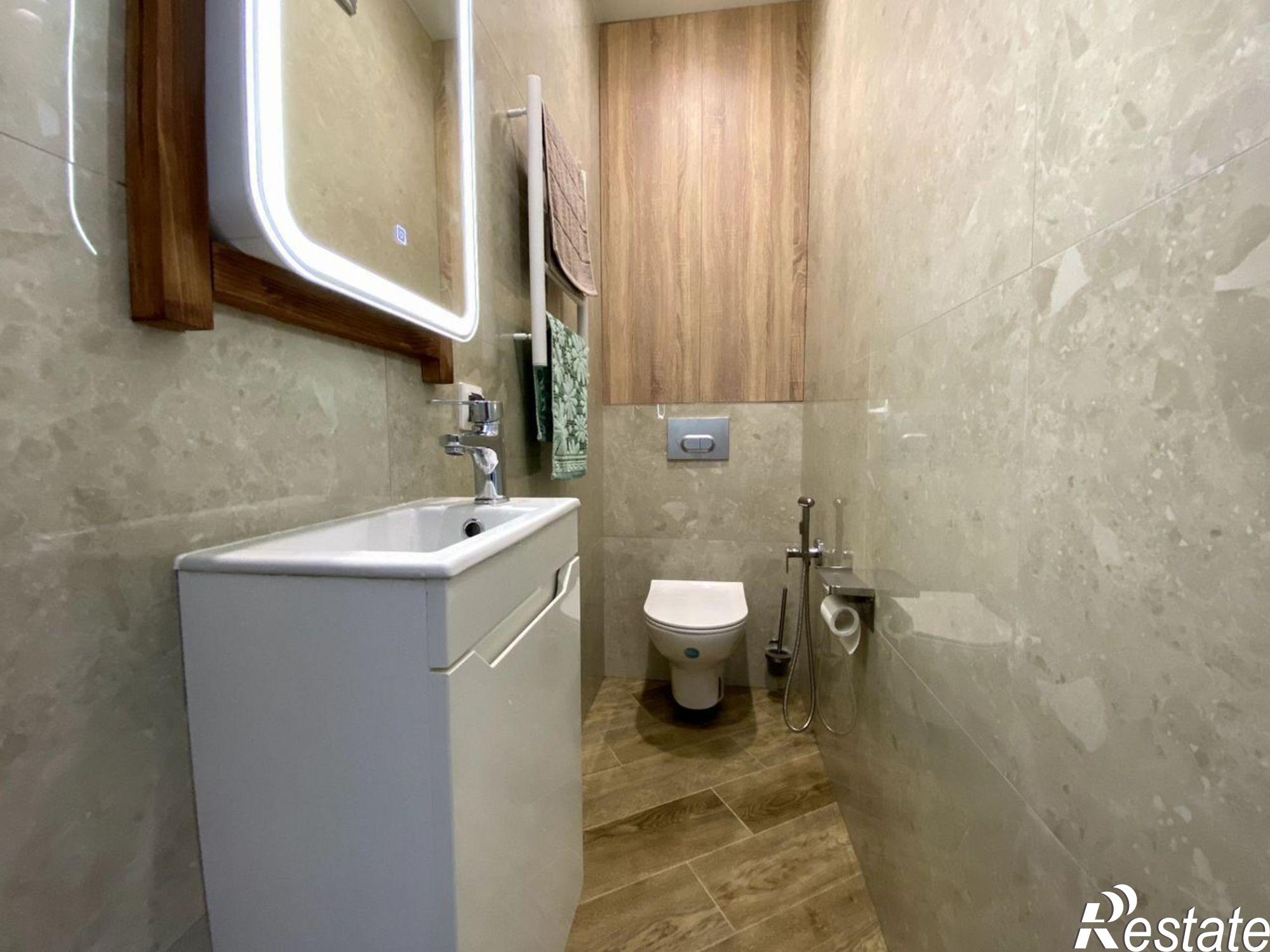 Сдать квартиру за 75 000 рублей на ул 50 лет Октября, 38А/1