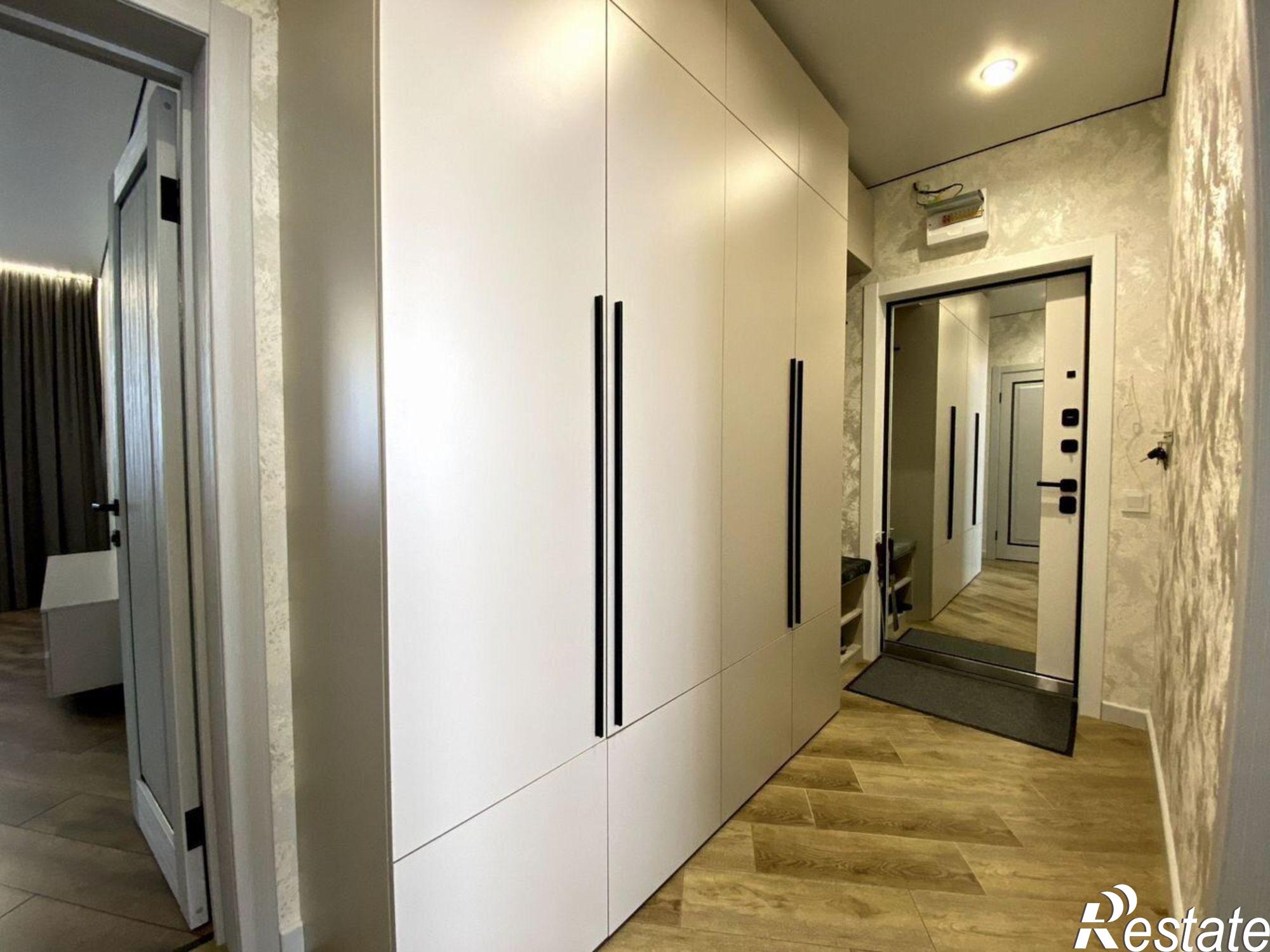 Сдать квартиру за 75 000 рублей на ул 50 лет Октября, 38А/1