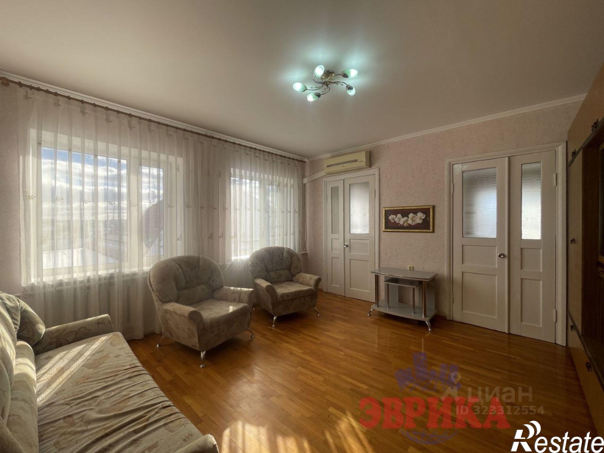 Сдать дачу, дом, коттедж за 35 000 рублей на ул 3-го Интернационала, 41