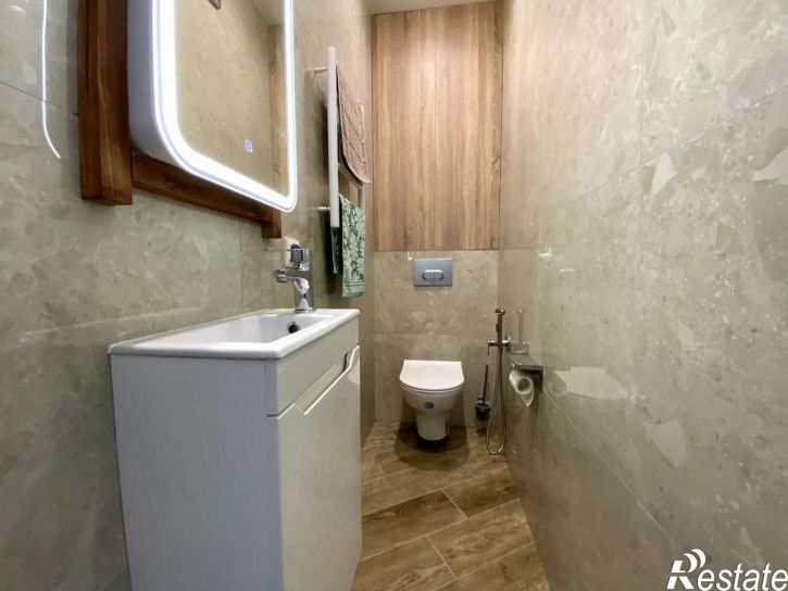 2-комн квартира ул 50 лет Октября, 38А/1,  д. 38А/1