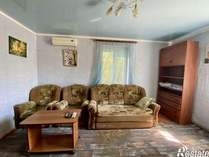 2-комн квартира Школьная улица, 120,  д. 120