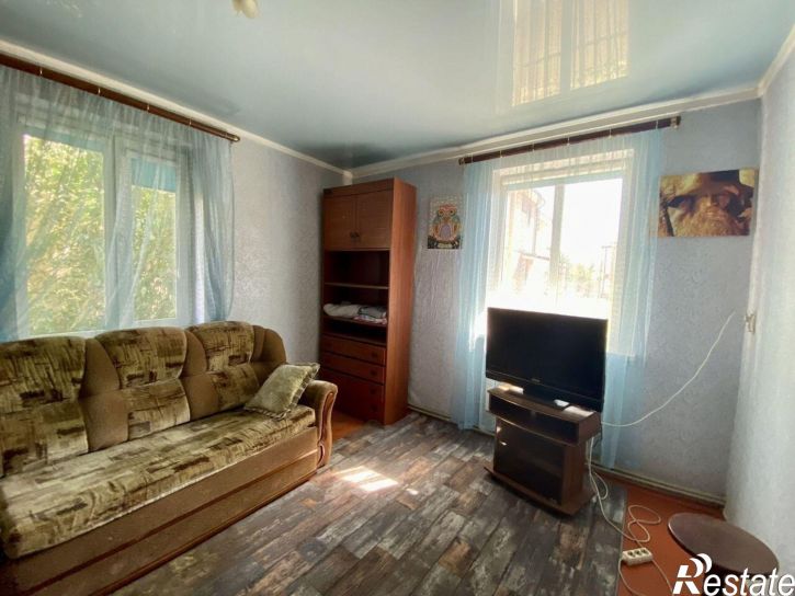 2-комн квартира Школьная улица, 120,  д. 120