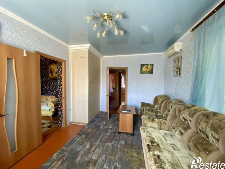 2-комн квартира Школьная улица, 120,  д. 120