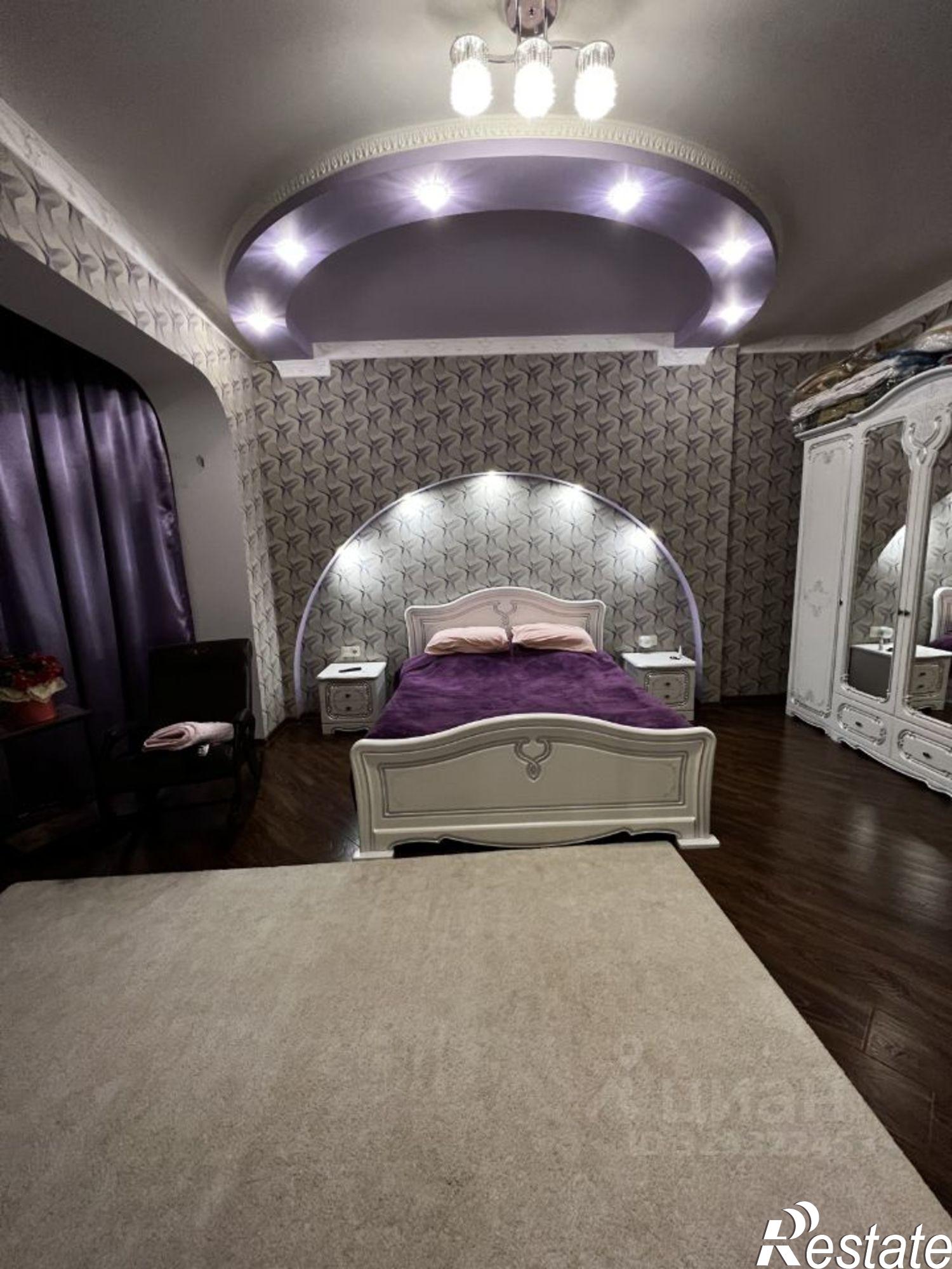 Купить дачу, дом, коттедж за 35 000 000 рублей на ул Афинская, 50