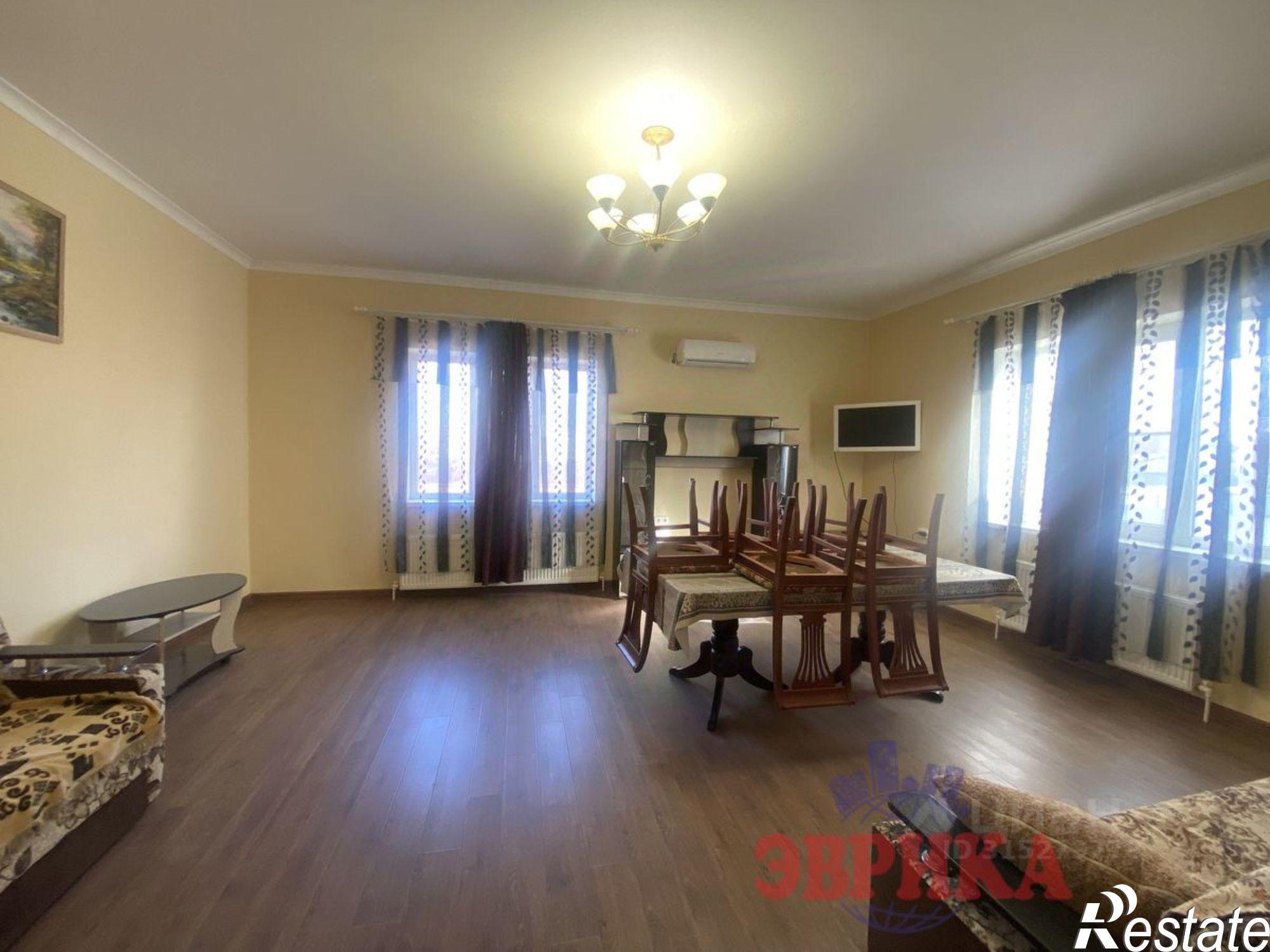 Сдать дачу, дом, коттедж за 150 000 рублей на улица Ветеранов, 7