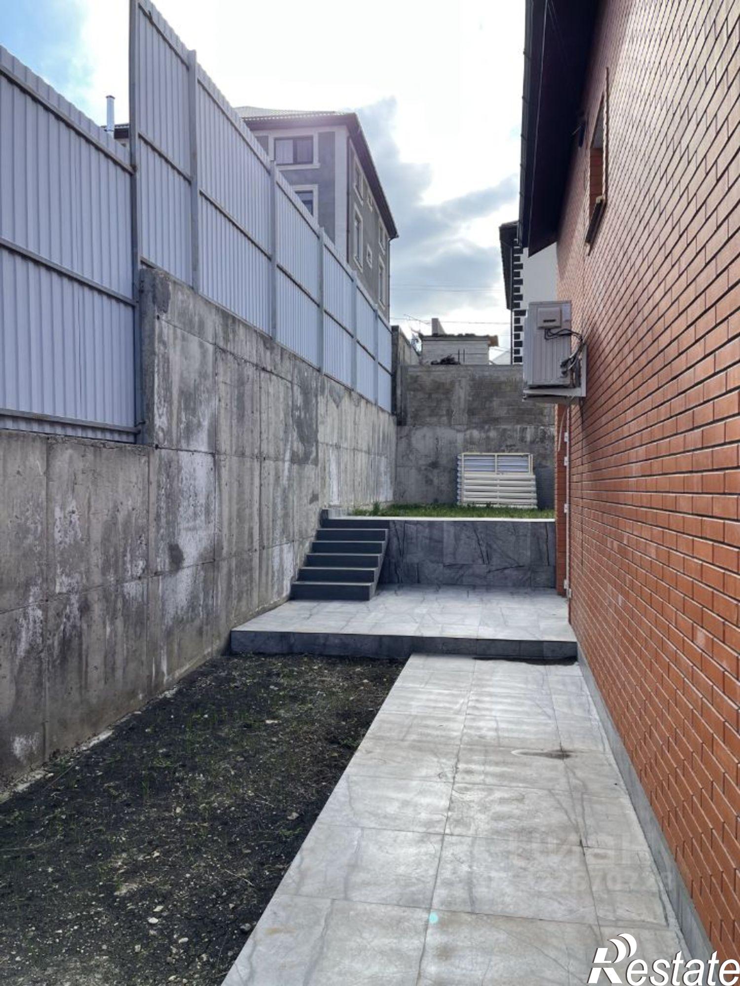 Купить дачу, дом, коттедж за 25 000 000 рублей на Никольская улица