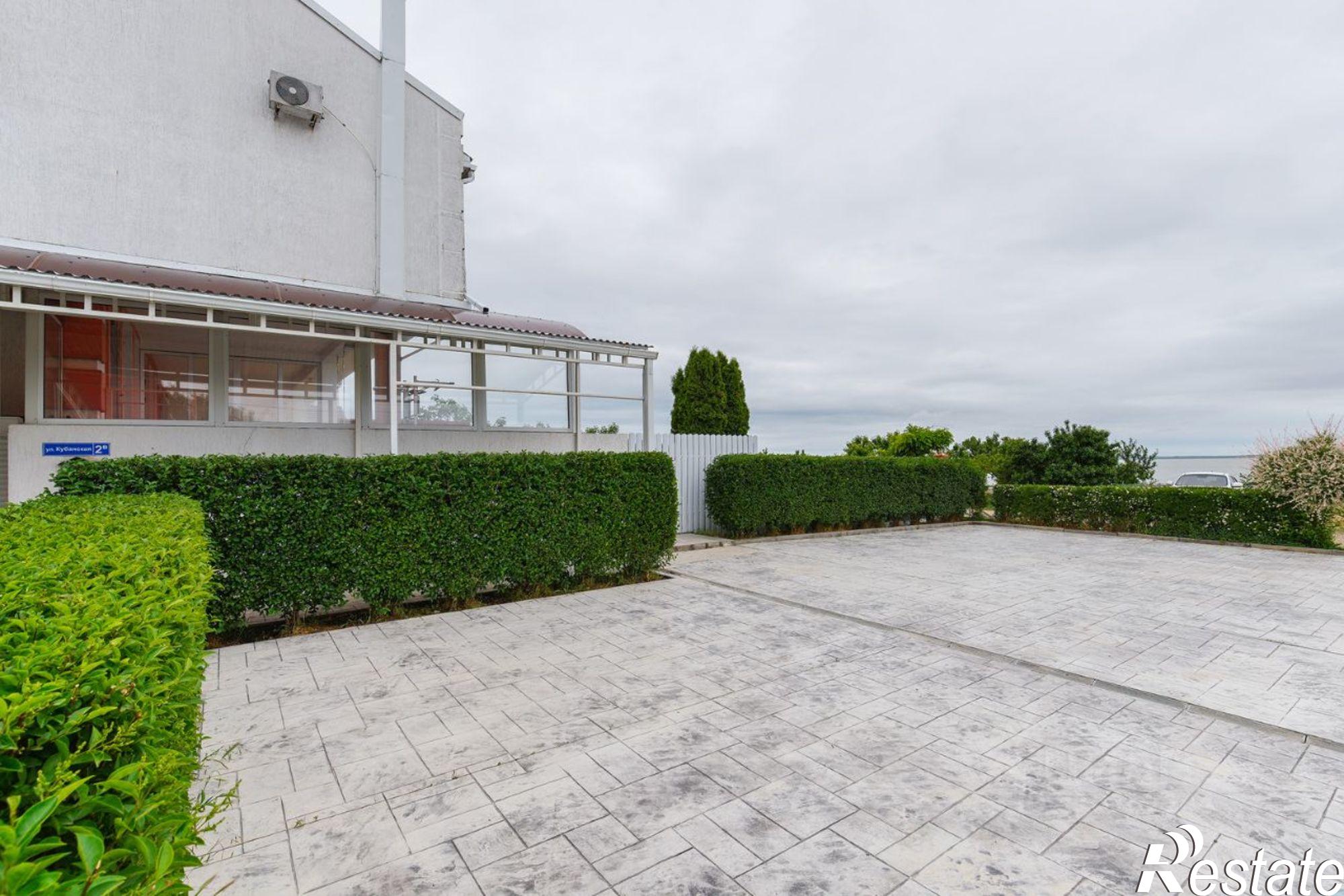 Купить дачу, дом, коттедж за 15 000 000 рублей на Кубанская улица, 2В