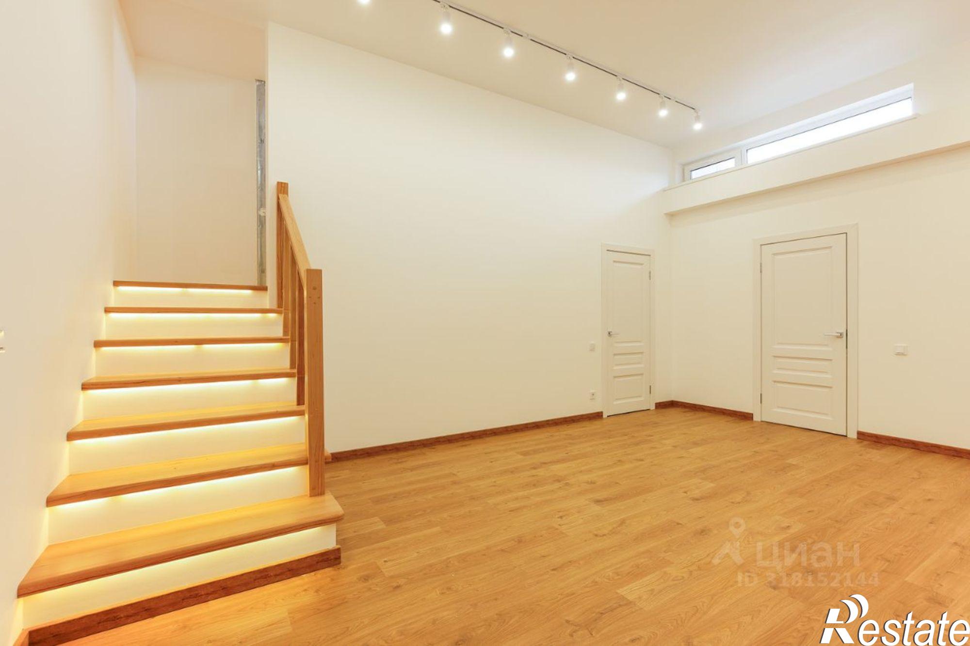 Купить дачу, дом, коттедж за 15 000 000 рублей на Кубанская улица, 2В