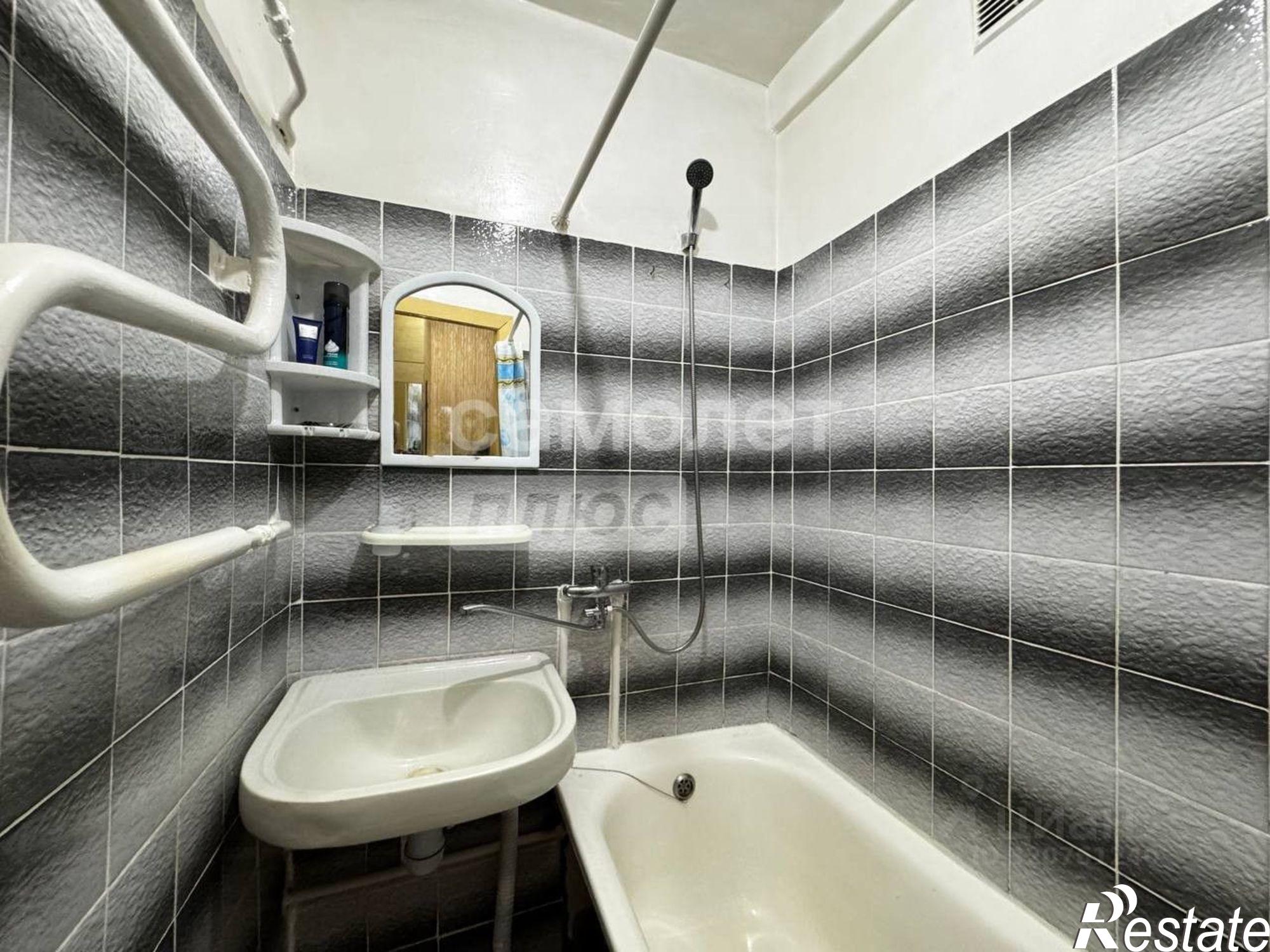 Купить квартиру за 3 500 000 рублей на улица Братьев Степановых, 30