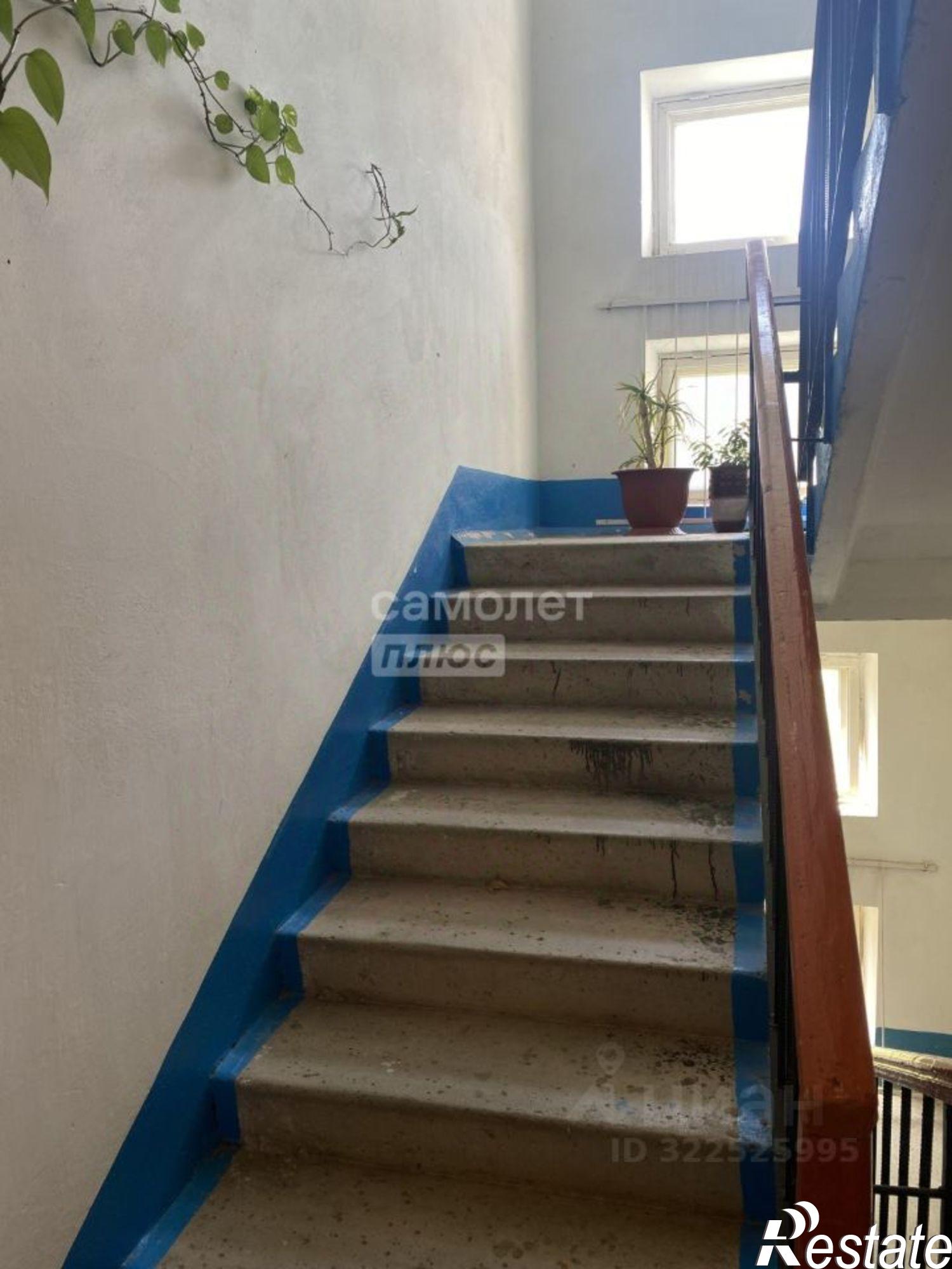 Купить квартиру за 4 500 000 рублей на Приморско-Ахтарский район