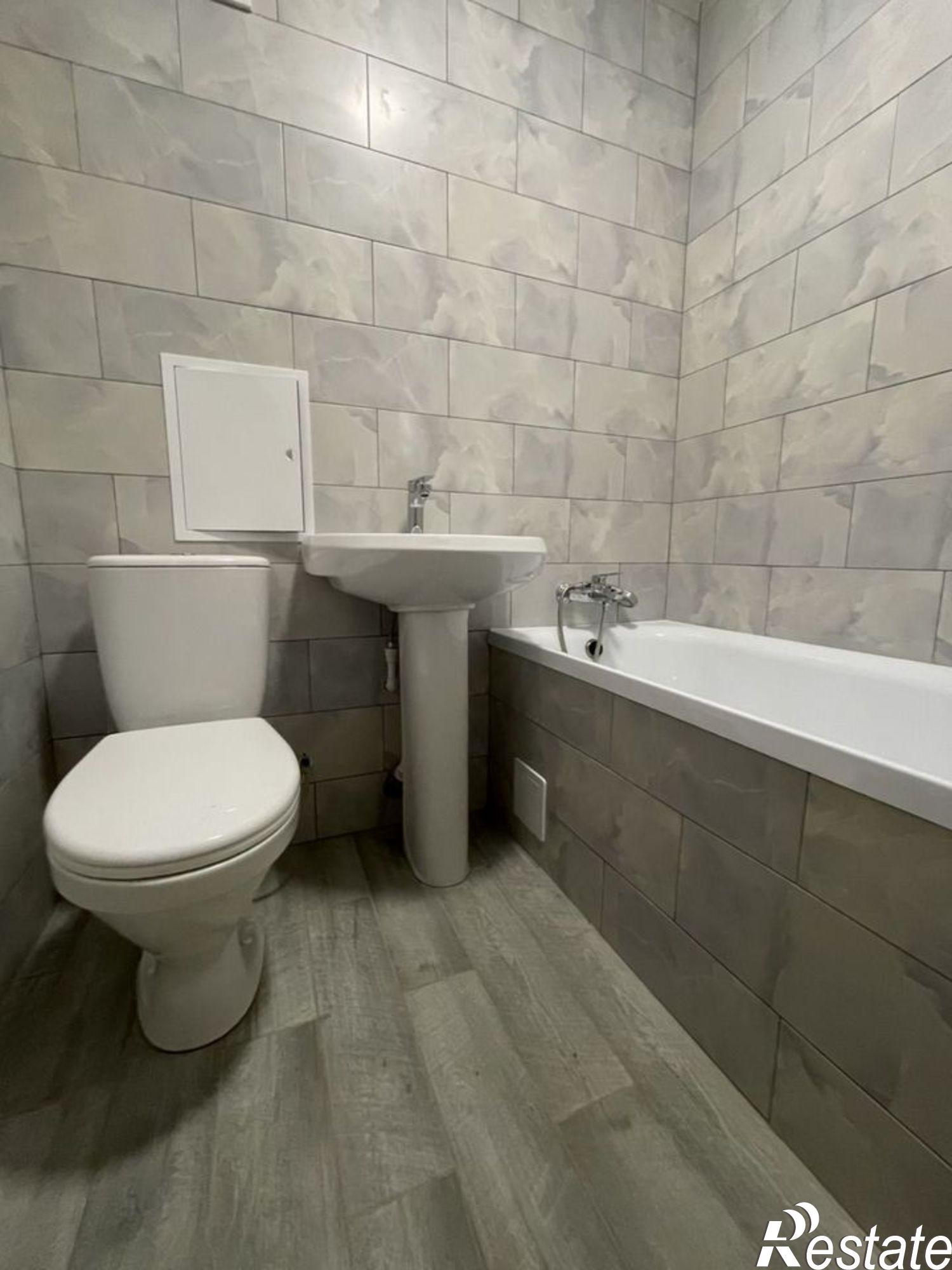 Купить квартиру за 2 970 000 рублей на улица Меньшикова, 81