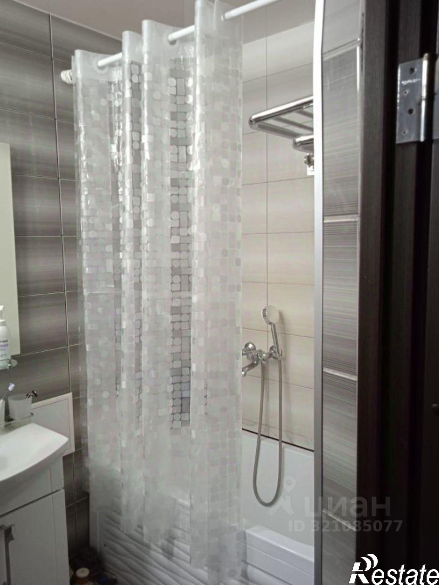 Купить квартиру за 100 000 000 рублей на Центральная улица, 1Б