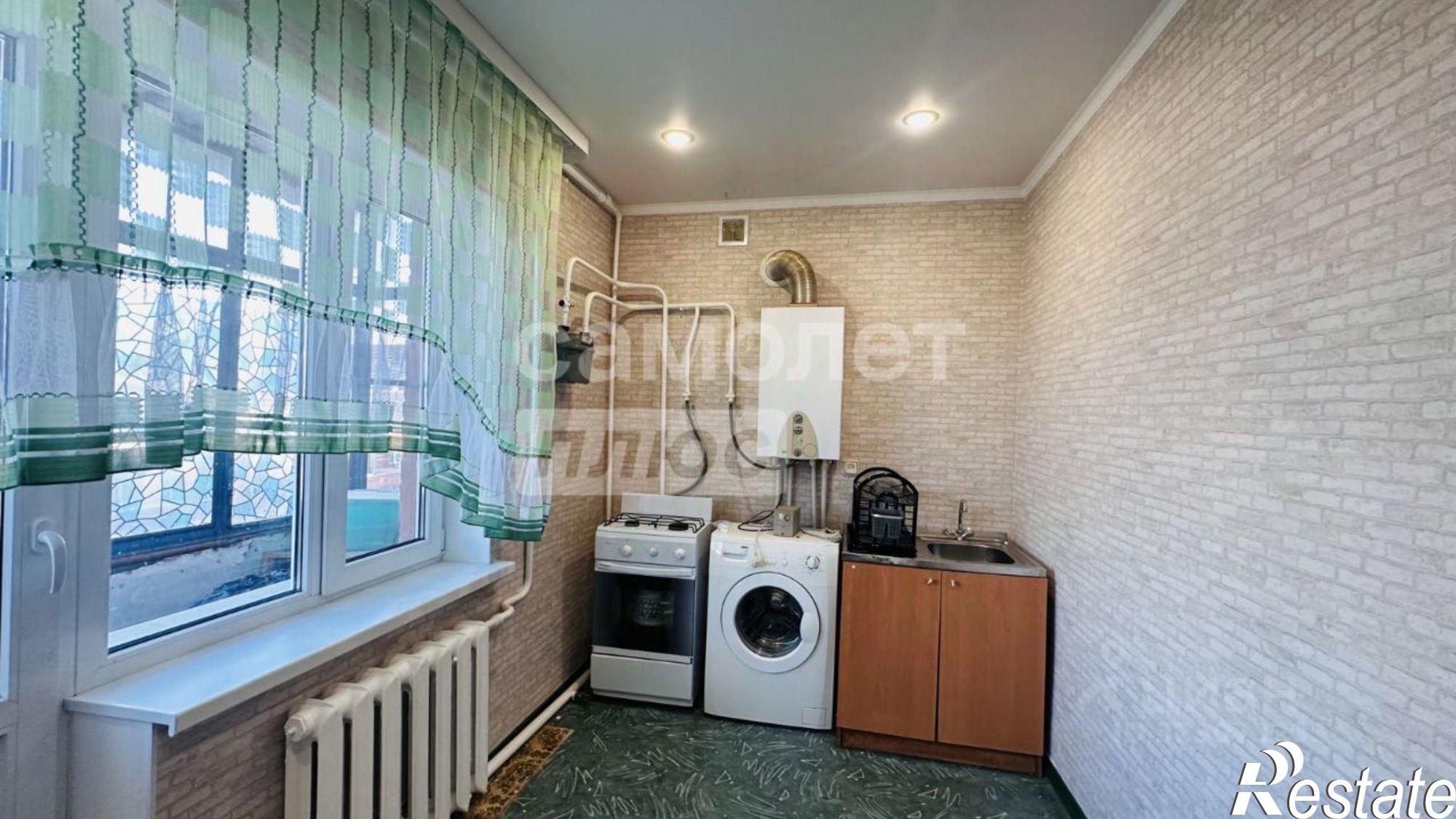 Купить квартиру за 3 300 000 рублей на Ярмарочный переулок, 24