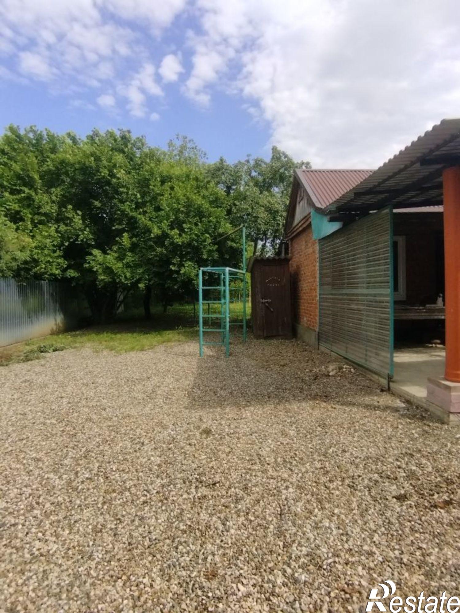 Купить дачу, дом, коттедж за 5 800 000 рублей на Апшеронск