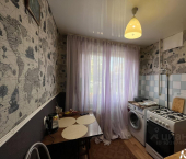 3-комн, 61кв м, этаж 1/5 Интернациональная улица, 22