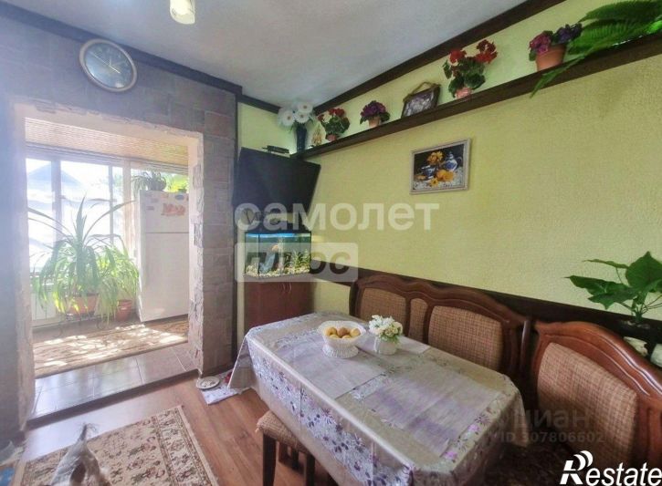 2-комн квартира улица Дзержинского, 8,  д. 8