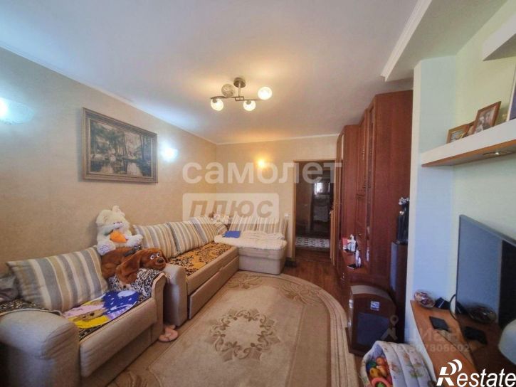 2-комн квартира улица Дзержинского, 8,  д. 8